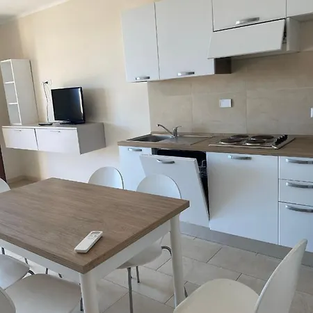 Cosmopolitan Village Apartment