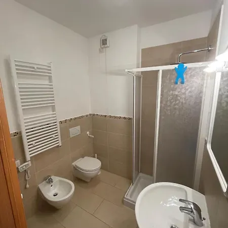 Cosmopolitan Village Apartment Tirrenia