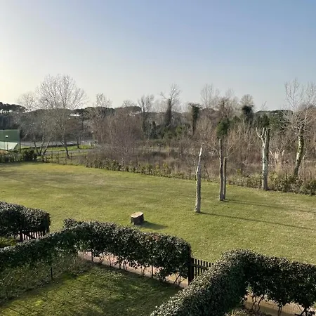Cosmopolitan Village *